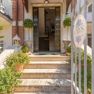 crys-apartments-holiday-business-verde.hotelinveneto.com/